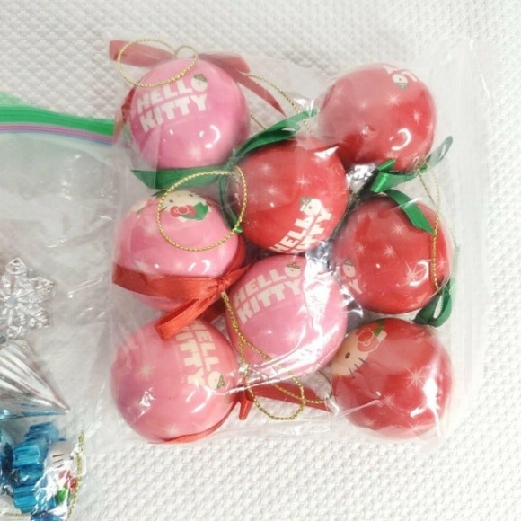 Hello Kitty Xmas Tree - Picture 4 of 6